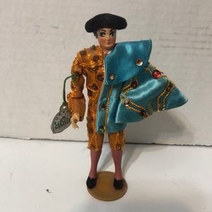 VINTAGE MEXICAN BULLFIGHTER DOLL ALL ORIGINAL CLOTHING, EXCELLENT CONDITION